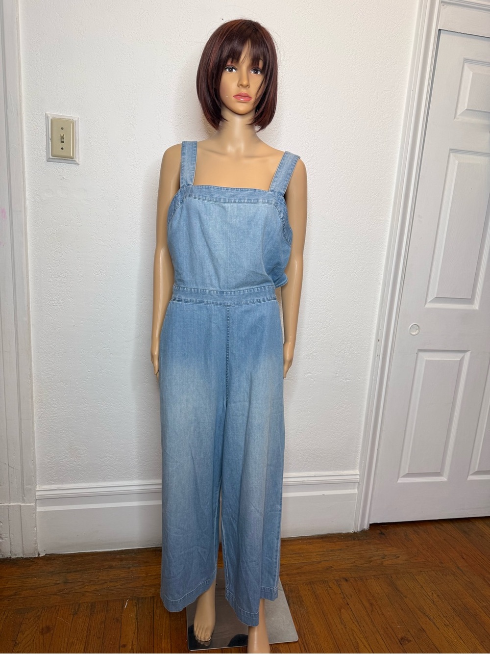 Madewell Denim Apron Bow-Back Jumpsuit Ronda Wash Size 10 Wide Leg Lightweight